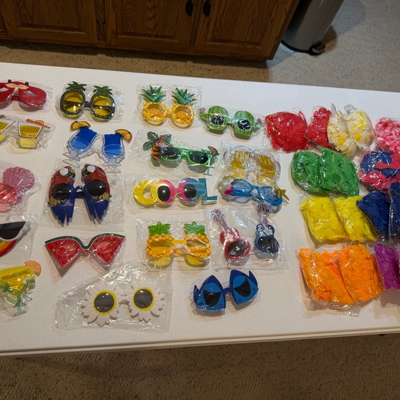 Other - 19 Colorful Novelty Sunglasses Collection 24 Hawaiian leis NEW